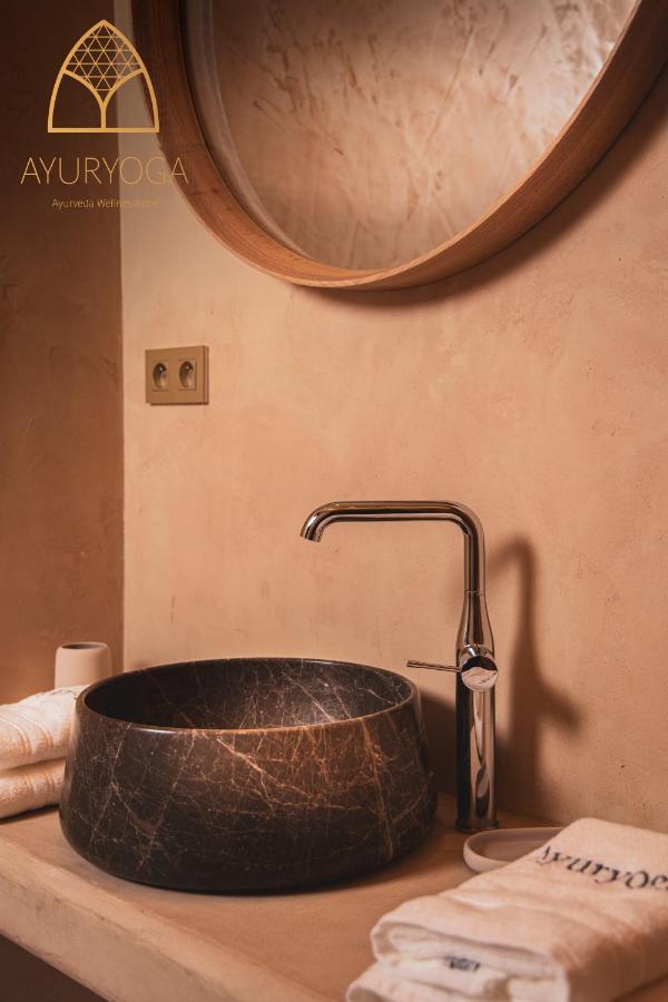 Ayuryoga Wellnesshotel Petegem Dış mekan fotoğraf